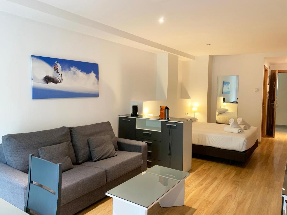 Apartamentos Vallnord 3000 Arinsal Bagian luar foto